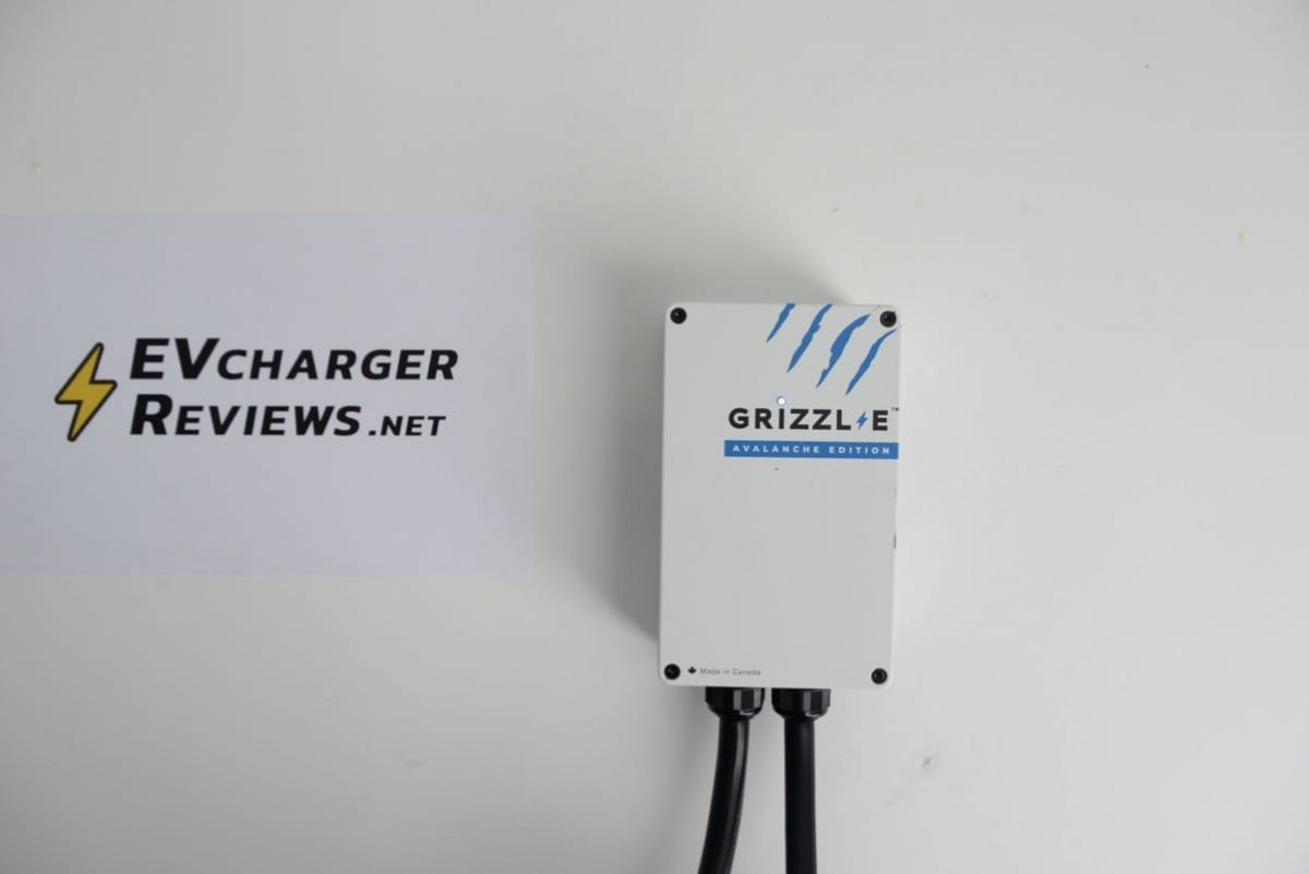 Grizzle-E Charging Station for BMW iX