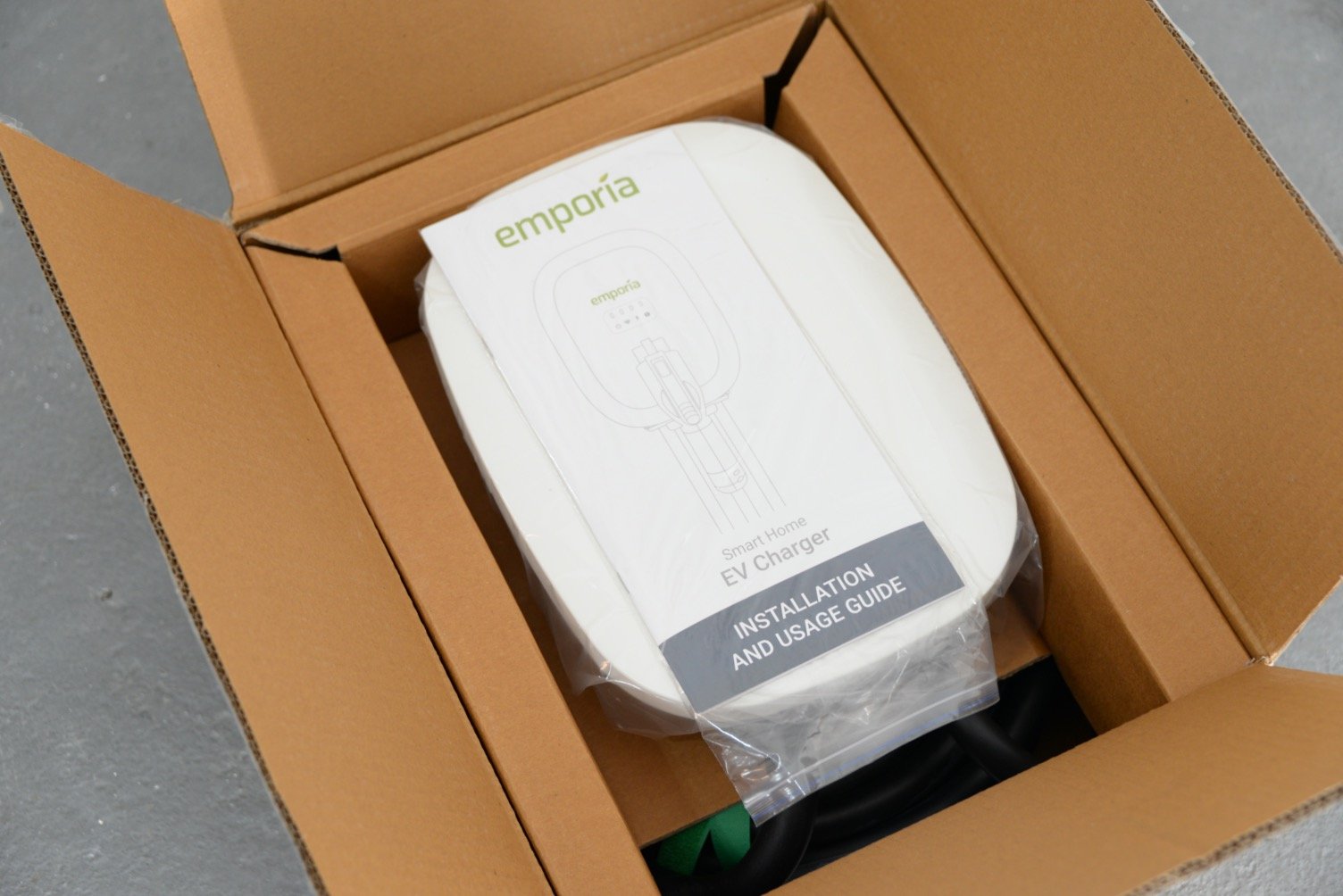 Emporia EV charger unboxing