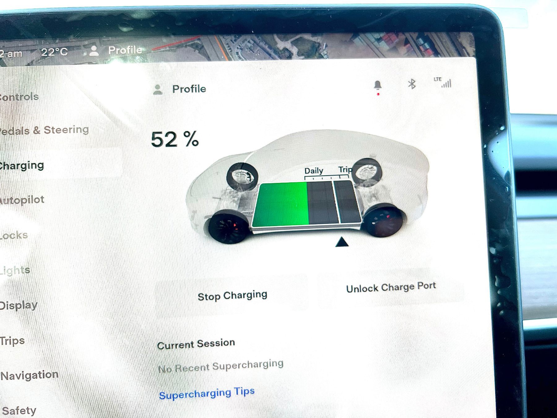 Tesla Model Y charge limiter screen