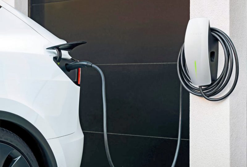 Tesla Wall Connector charging Model 3
