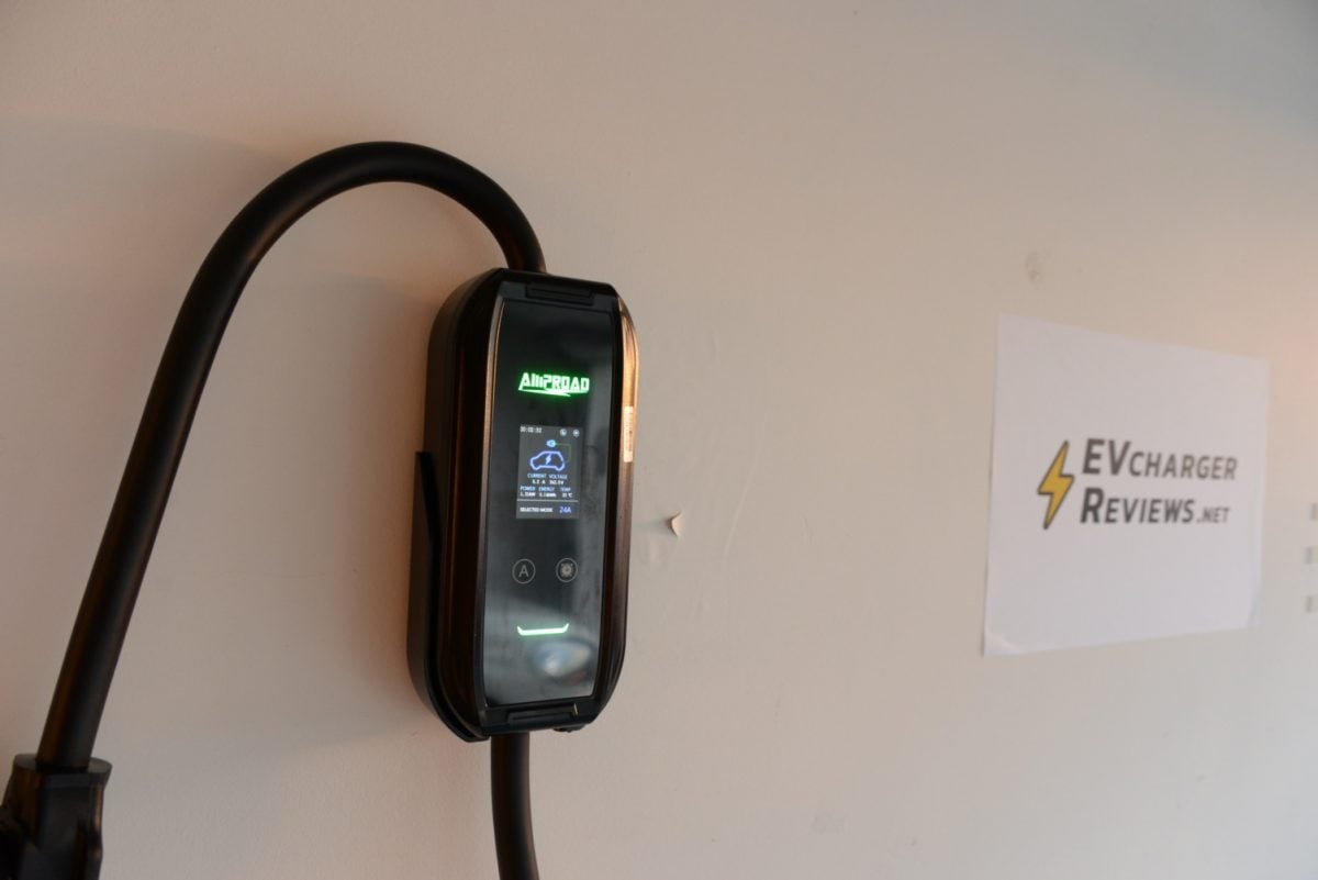 AMPROAD iFLow P9 EV charger