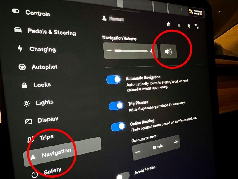 Tesla Navigation Volume Controls