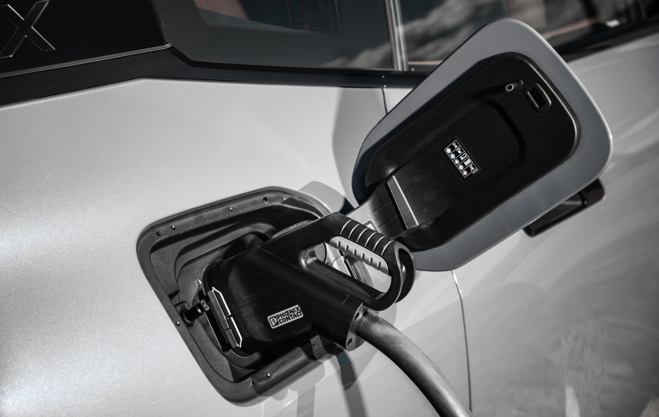 BMW iX50 charging port