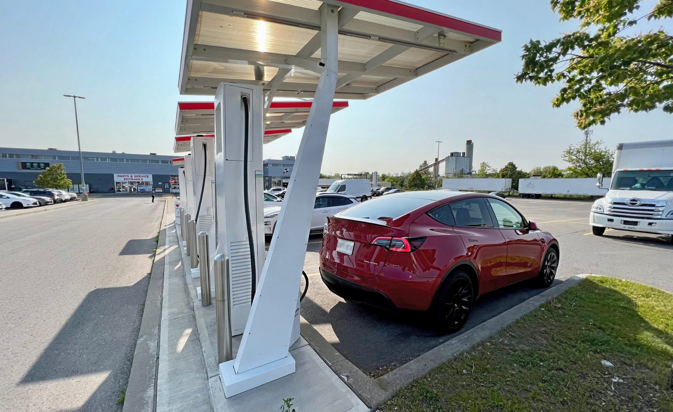 Can you charge a Tesla at Electrify America stations