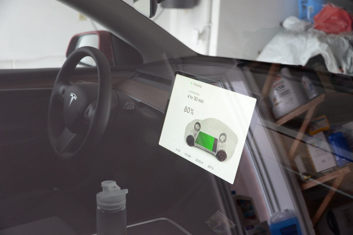 charging screen inside tesla