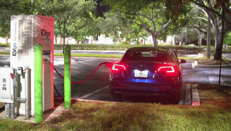 Can you charge a Tesla on the EVgo DC charging network?
