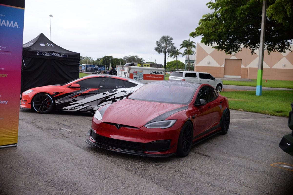 Racing Tesla Model S