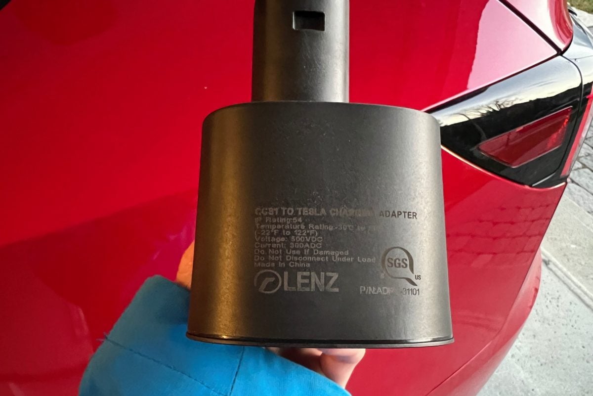 LENZ CCS adapter bottom, close up