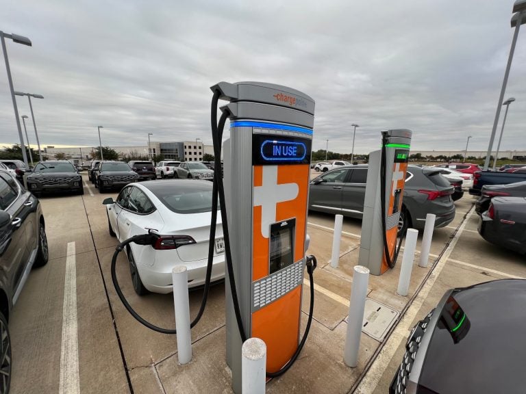 Can you charge a Tesla on the ChargePoint network?