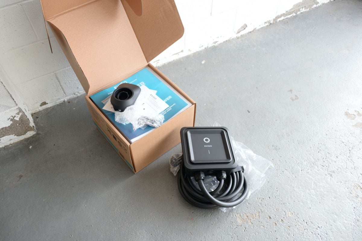 Unboxing the EVIQO charging station EVSE