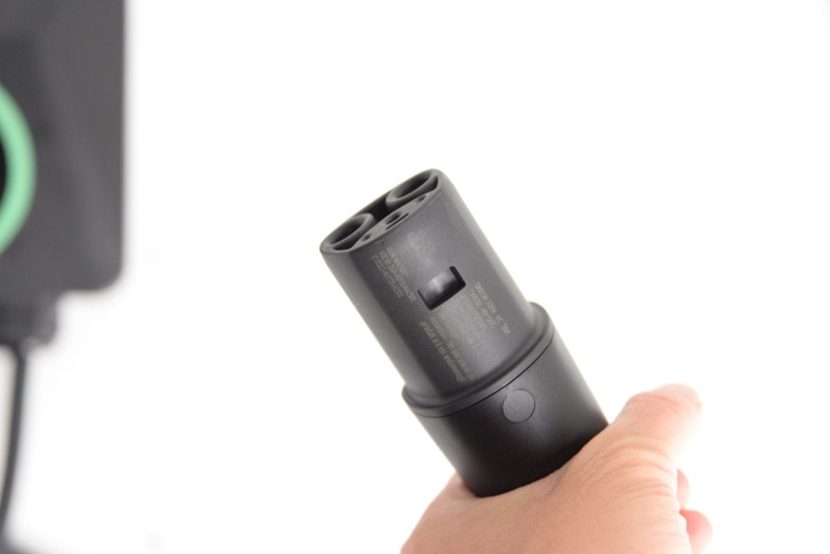 NACS connector