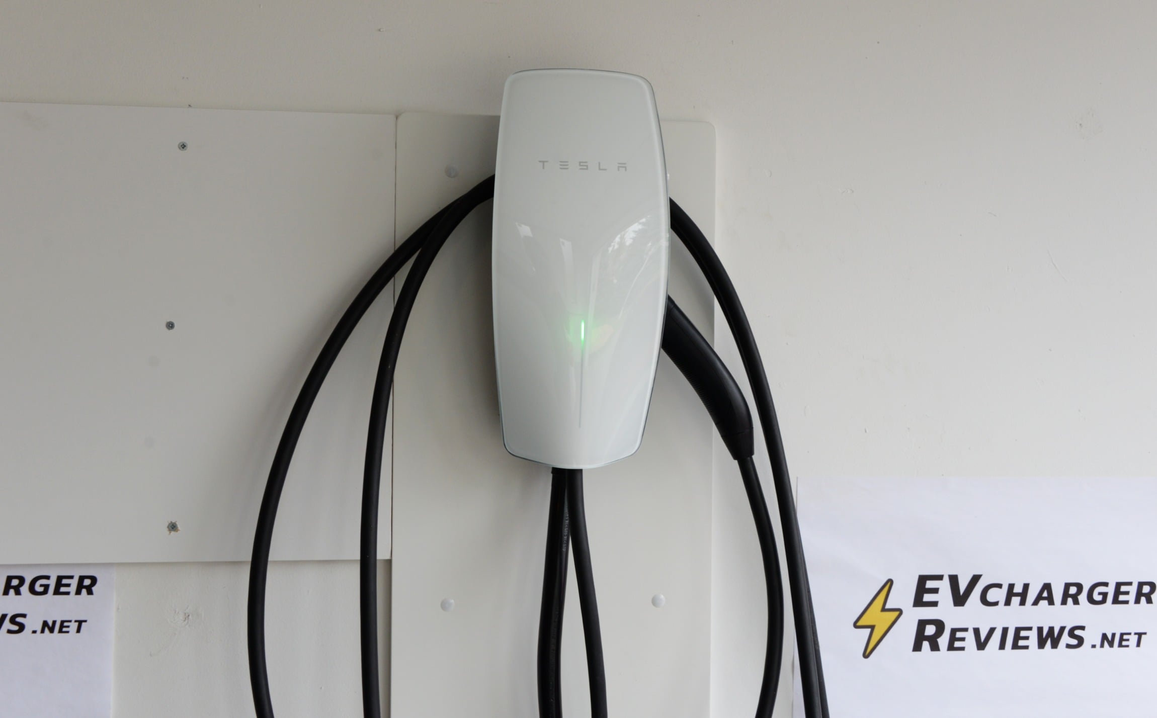 Tesla Wall Connector with NACS